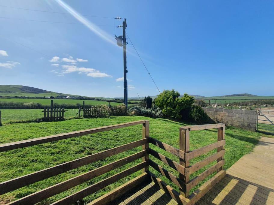 On Farm Chalet, Sleeps 6, Rhoshirwaun Villa Aberdaron Luaran gambar